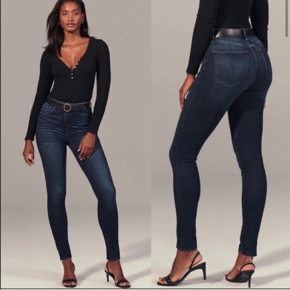 Abercrombie & Fitch High Rise Super Skinny Jeans Size 2SHORT NWOT